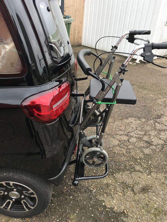 Pris afh. af rollator model.